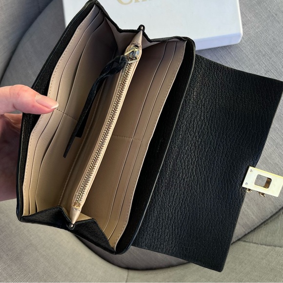 CHLOE Drew Long Wallet in BLACK Leather with all around Zipper & Turn Lock Chain - Picture 7 of 10